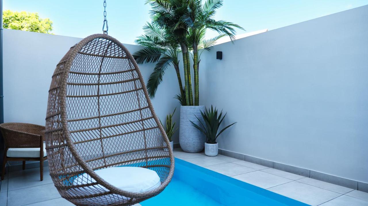 Maison Le Patio Jacuzzi แซงต์-เดอนี ภายนอก รูปภาพ