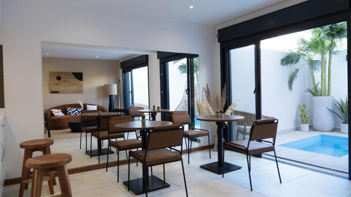 Maison Le Patio Jacuzzi แซงต์-เดอนี ภายนอก รูปภาพ